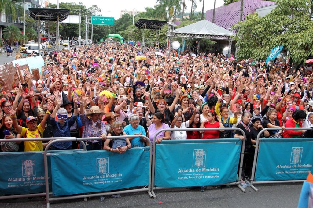 Deporte, alegría y creatividad predominaron en multitudinario festival del Inder