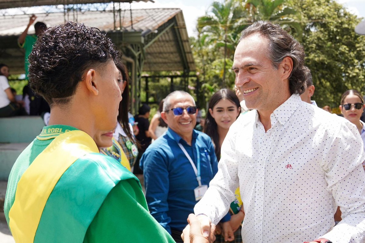 Con una inversión de $1.2 billones, el Distrito avanza en la recuperación de la infraestructura educativa