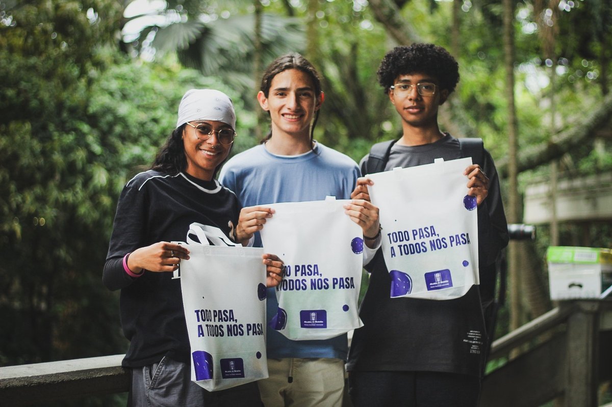 “Los jóvenes quieren hablar de amor”: campaña de la Alcaldía de Medellín para promover el diálogo sobre la salud mental