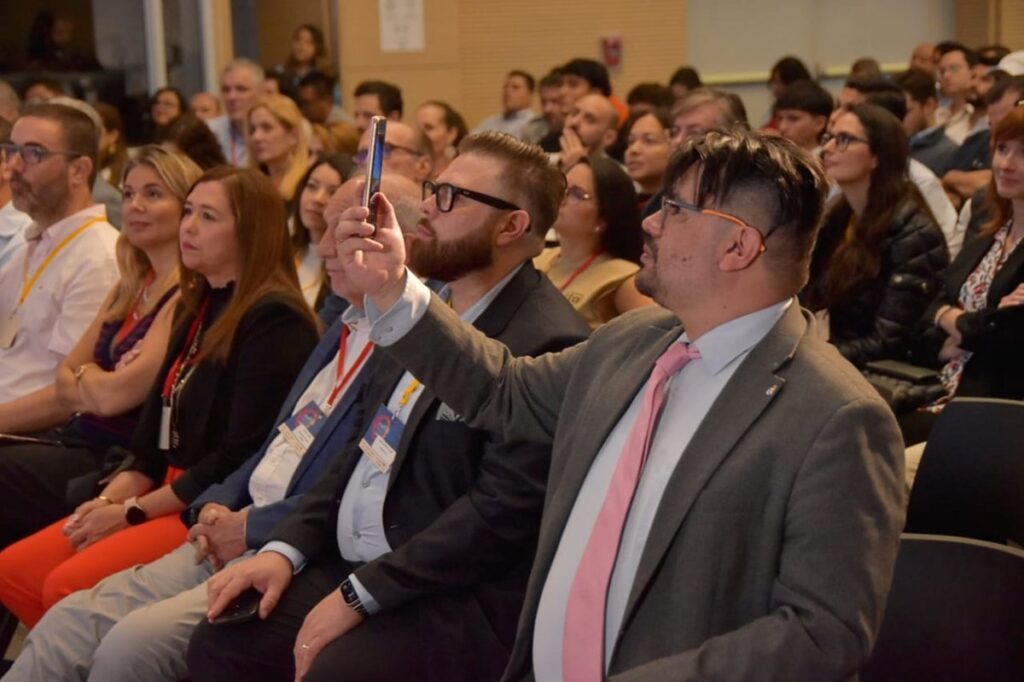 Medellín se consolida como centro internacional de innovación con el Congreso Iberoamericano de Startups