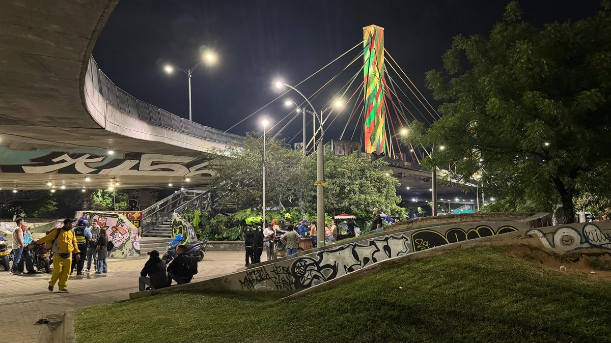 Gracias a ‘Zeus’, un perro que detecta sustancias alucinógenas, autoridades incautaron marihuana en el Puente de la 4 Sur Gracias a ‘Zeus’, un perro que detecta sustancias alucinógenas, autoridades incautaron marihuana en el Puente de la 4 Sur