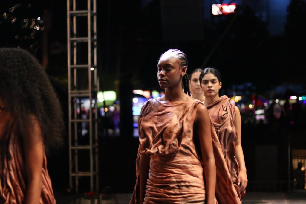 3.000 personas hicieron reconocimiento a pueblos, etnias y tradiciones ancestrales en la Fiesta de la Diversidad 2024