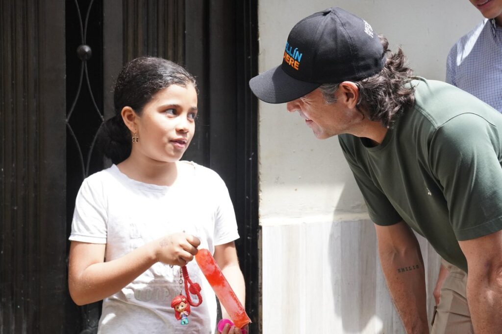 El alcalde Federico Gutiérrez entrega balance del acompañamiento integral a las 306 familias afectadas en Santa Cruz, sector El Sinaí