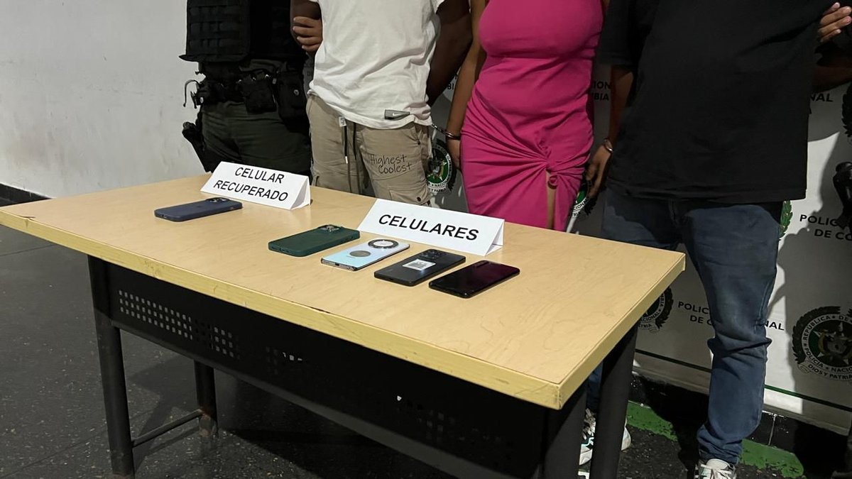 Caen seis extorsionistas en el Centro de Medellín por robo de un celular y cobros al transporte informal