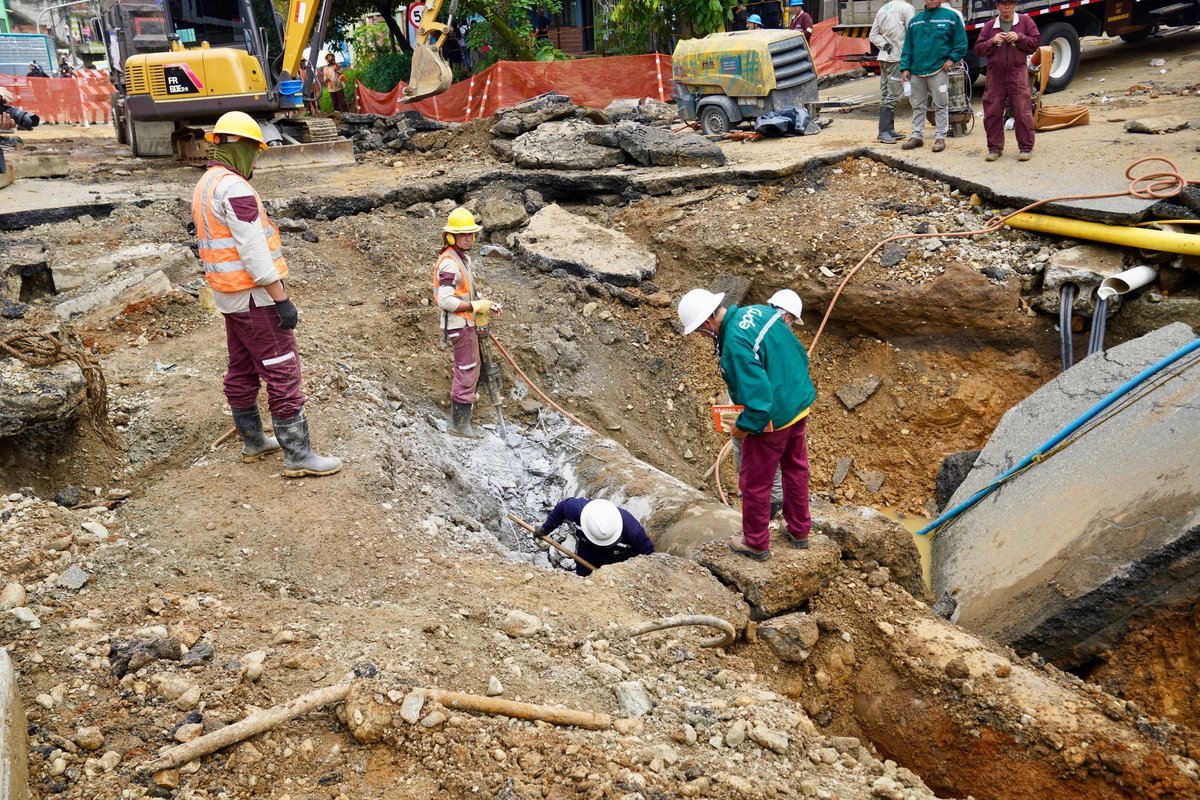 Familias damnificadas por emergencia en el barrio Sinaí, en Santa Cruz, reciben atención integral por parte de la Alcaldía de Medellín y EPM