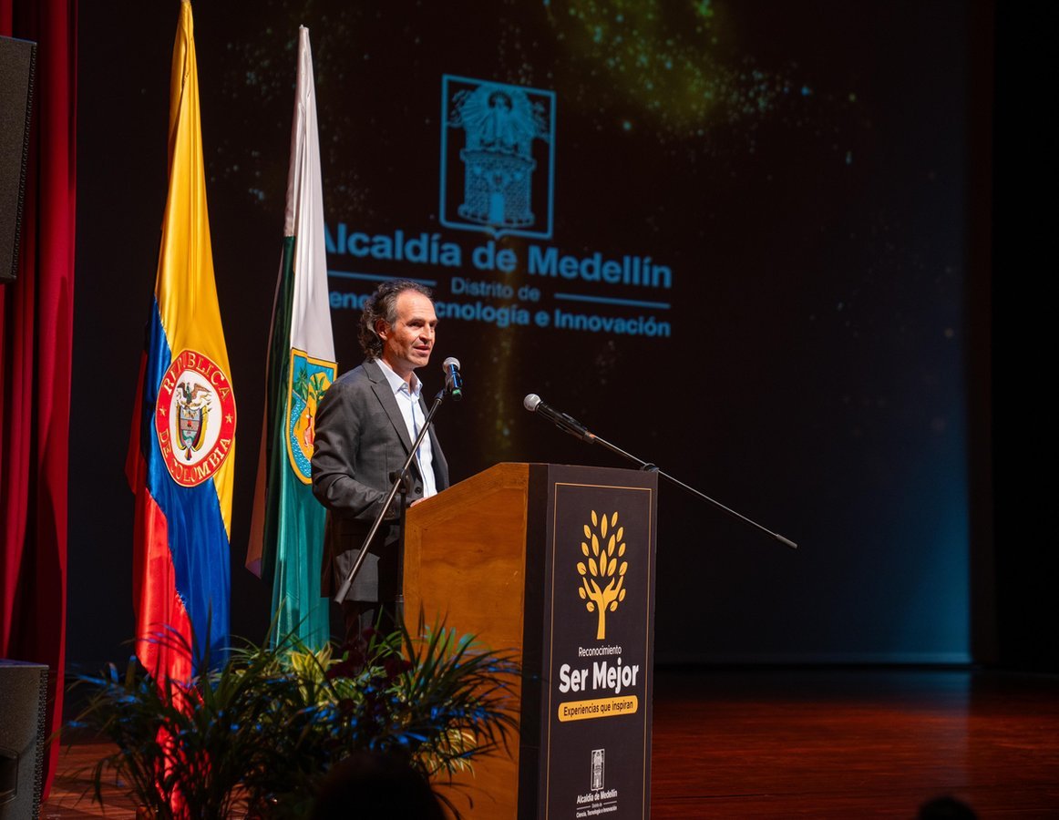 Medellín entregó más de $1.100 millones en incentivos durante la XIX edición del Reconocimiento Ser Mejor