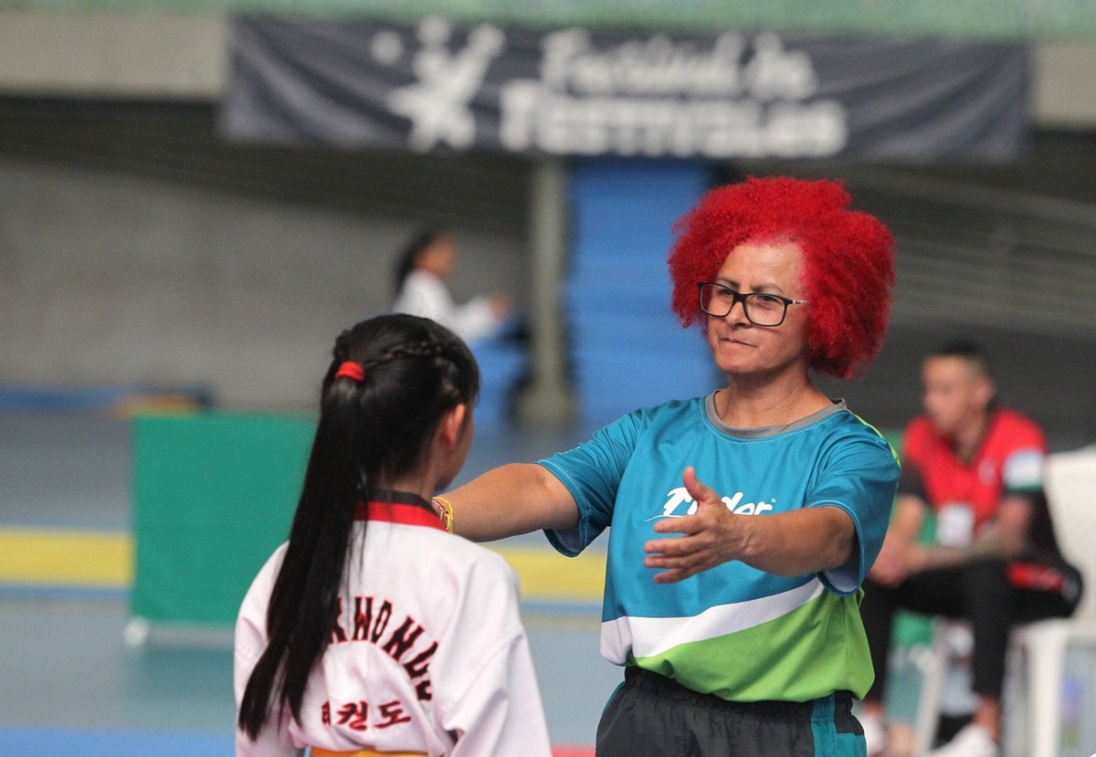 El Inder adelanta acciones pedagógicas para prevenir violencias basadas en género en escenarios deportivos