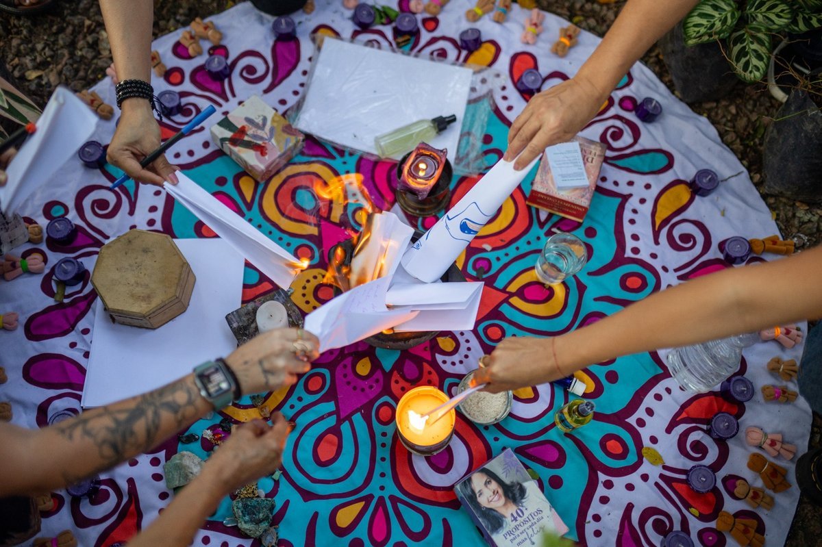 Medellín tiene el Jardín Púrpura como medida de reparación simbólica para las víctimas de feminicidio