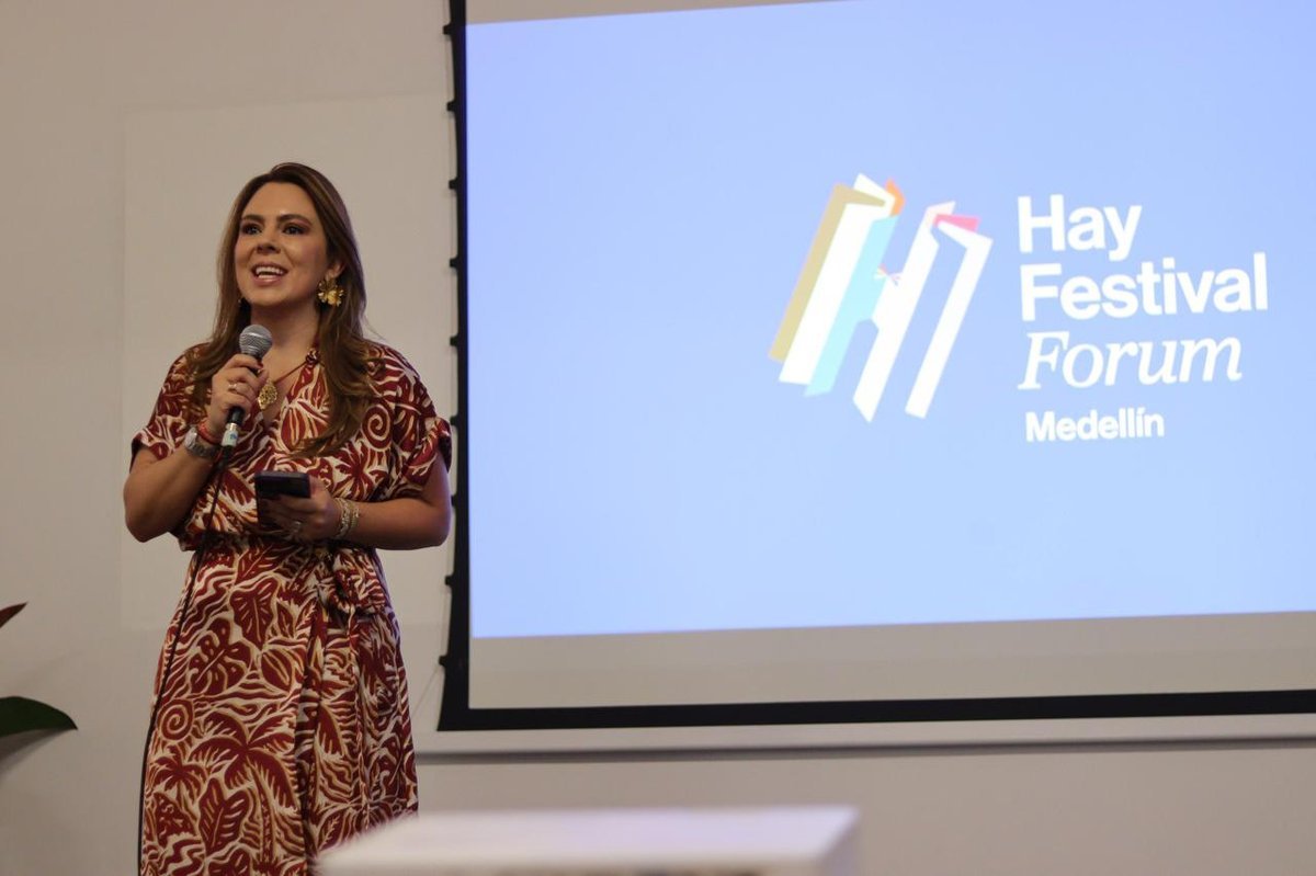 Medellín se prepara para ser la capital mundial del libro con el regreso del Hay Festival Medellín se prepara para ser la capital mundial del libro con el regreso del Hay Festival