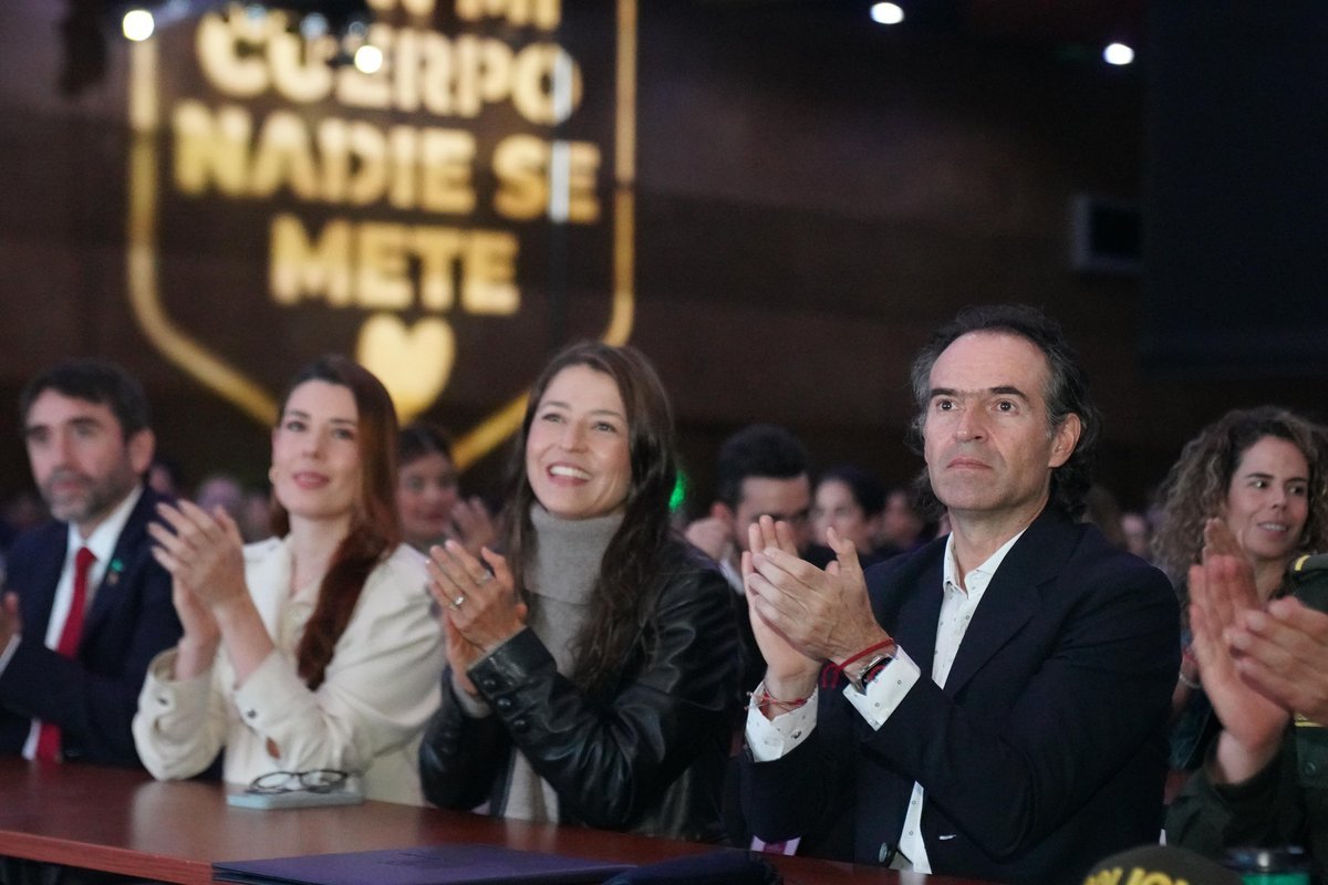"Que esta declaratoria le sirva al mundo entero, estamos abriendo puertas para la protección de la niñez y la adolescencia”: alcalde Federico Gutiérrez Zuluaga