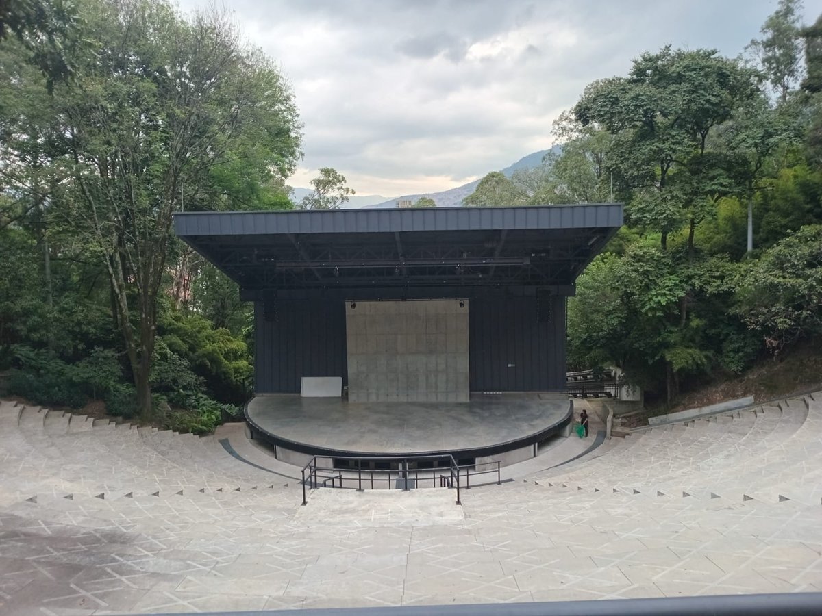 *El Teatro Carlos Vieco, referente de la cultura de Medellín, celebra este domingo sus 40 años con proyección de documental y concierto de rock