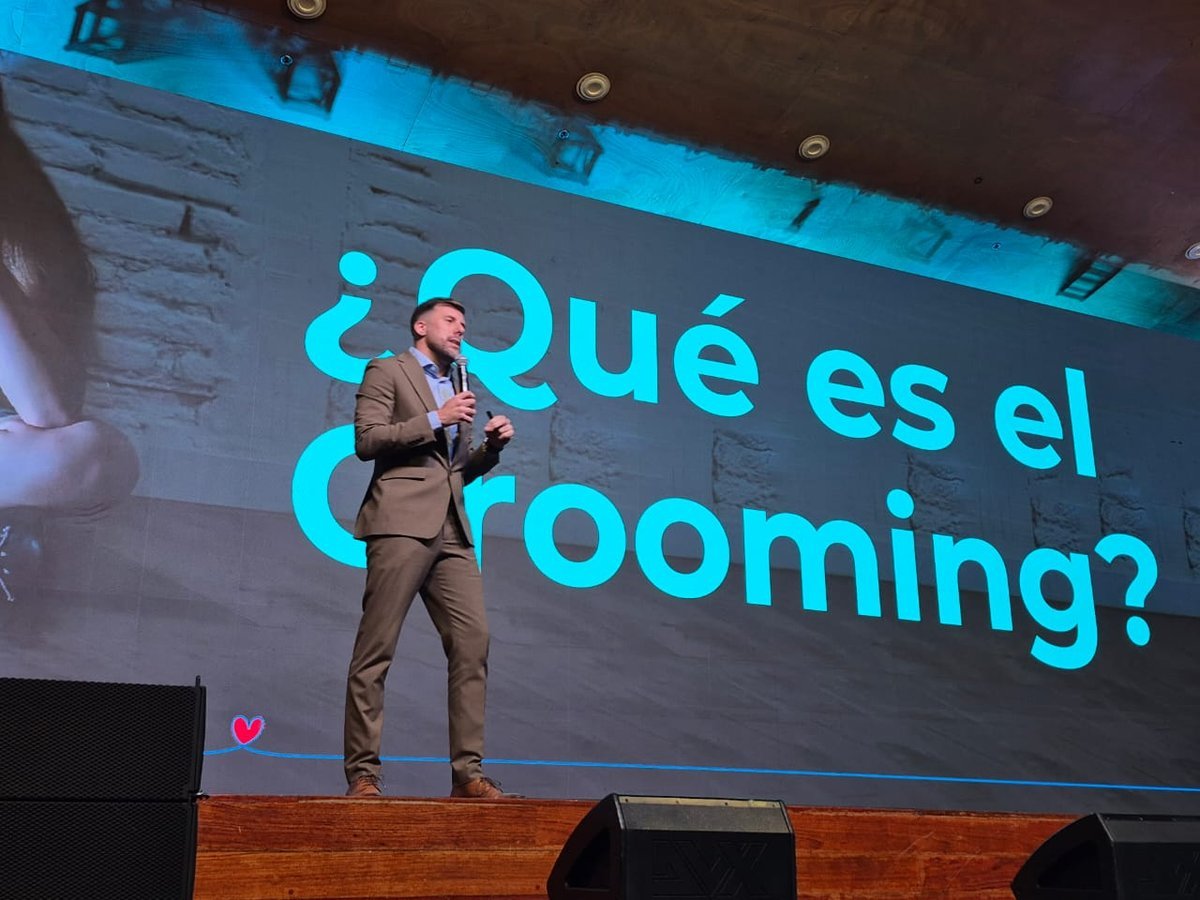 Medellín abre el debate sobre las violencias sexuales en entornos digitales Medellín abre el debate sobre las violencias sexuales en entornos digitales