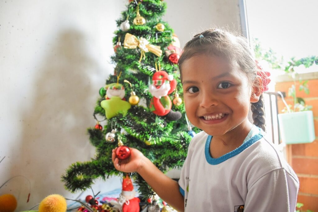 Buen Comienzo 365 transforma la vida de la primera infancia de Medellín