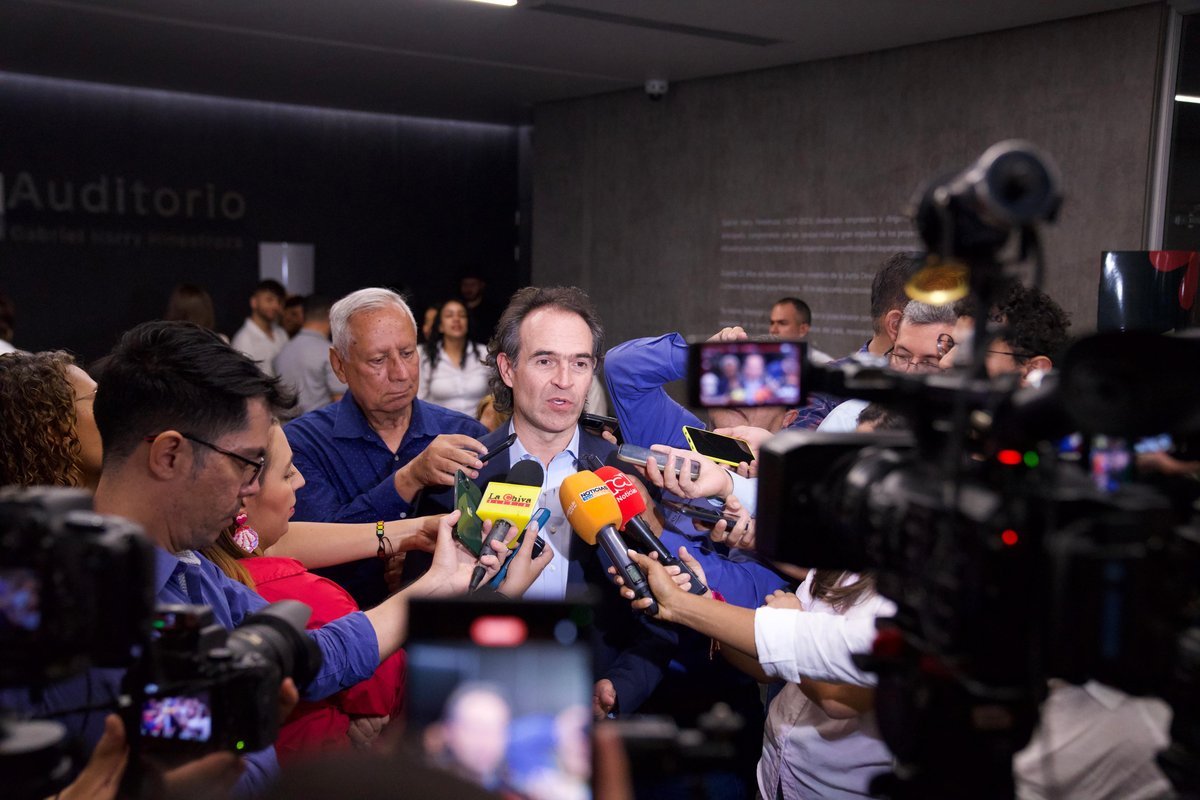 Medellín crea Clúster de Industrias Creativas para seguir atrayendo el interés del mundo y exportar el talento local - Foto alcaldía de Medellín