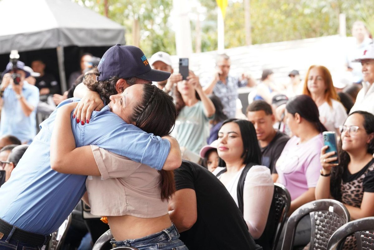 “Los recursos bien invertidos, transparencia absoluta y familias felices”: alcalde Federico Gutiérrez entregó el Proyecto Habitacional Ventto, en San Cristóbal