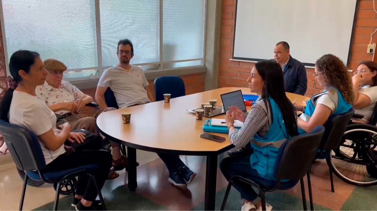 El Distrito ofrece herramienta para que las personas con discapacidad puedan desarrollar su ejercicio legal y tomar sus propias decisiones