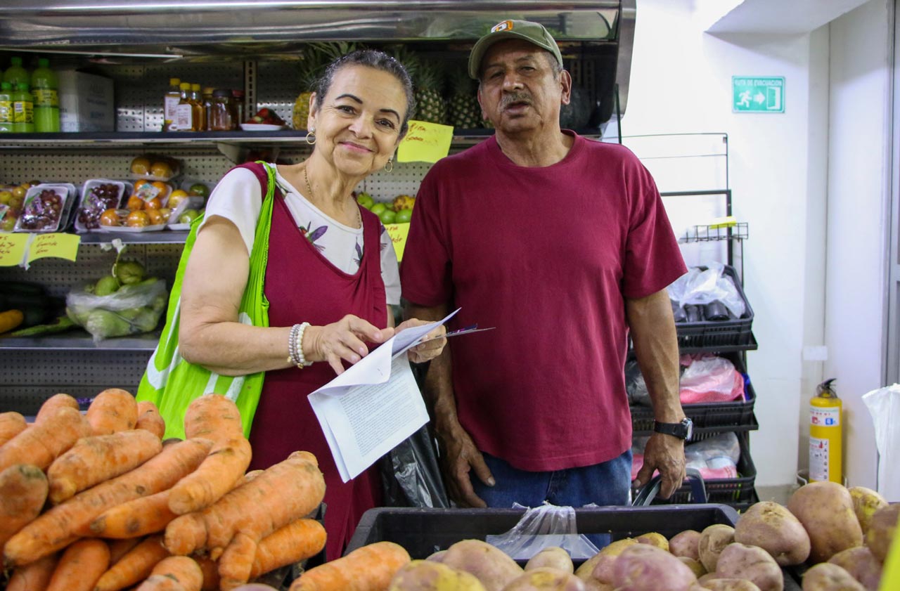 El Distrito entregó cerca de 125.000 bonos y paquetes alimentarios a familias vulnerables en 2024