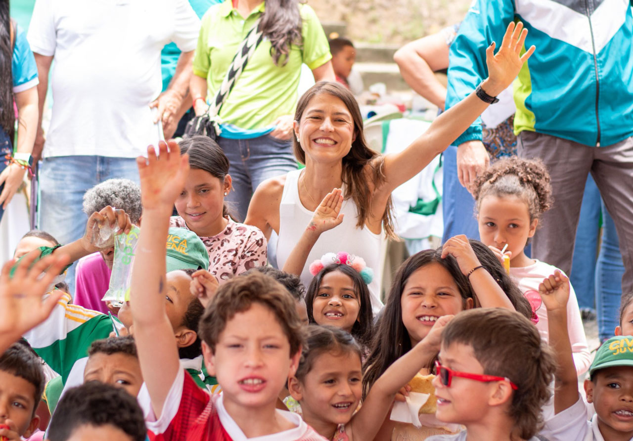 En Medellín se promueven entornos protectores y de diversión segura para las niñas y niños