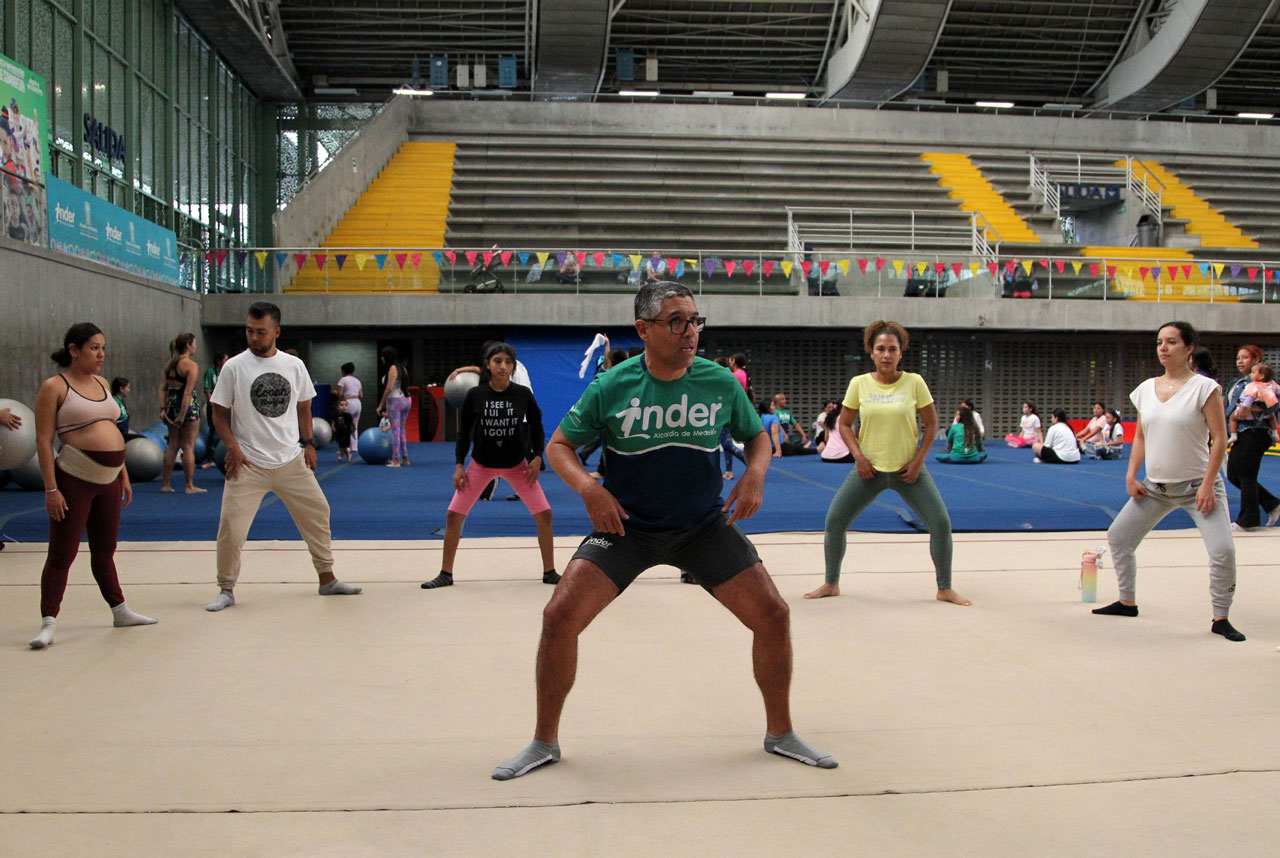Madres gestantes de Medellín ahora podrán acceder a 428 cupos para programa de actividad física