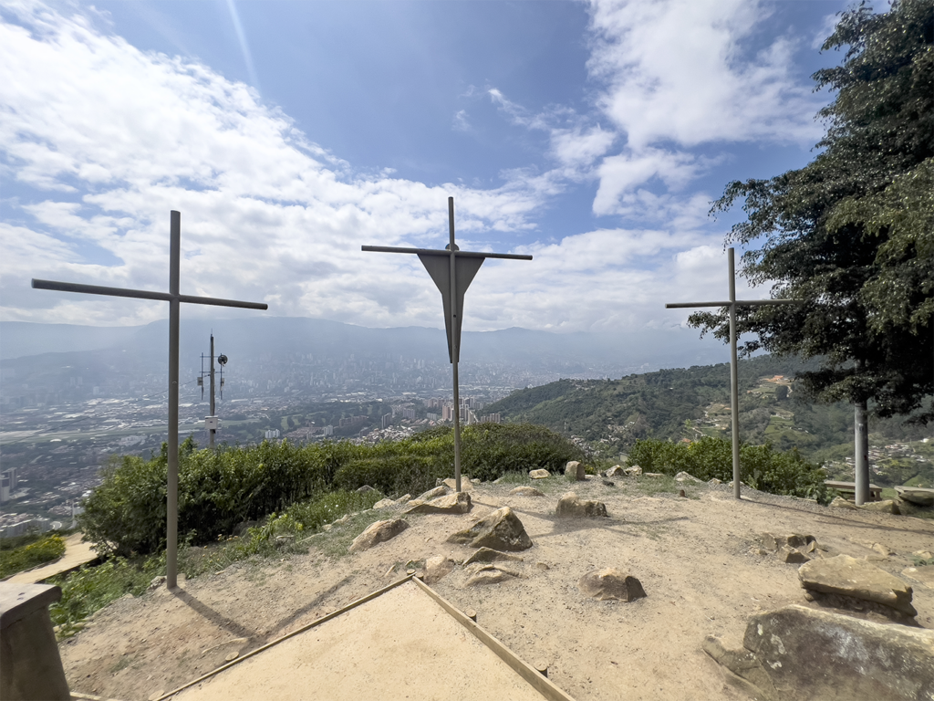 Foto de Altavista Cerro-3-cruces Actividades en corregimientos Medellín