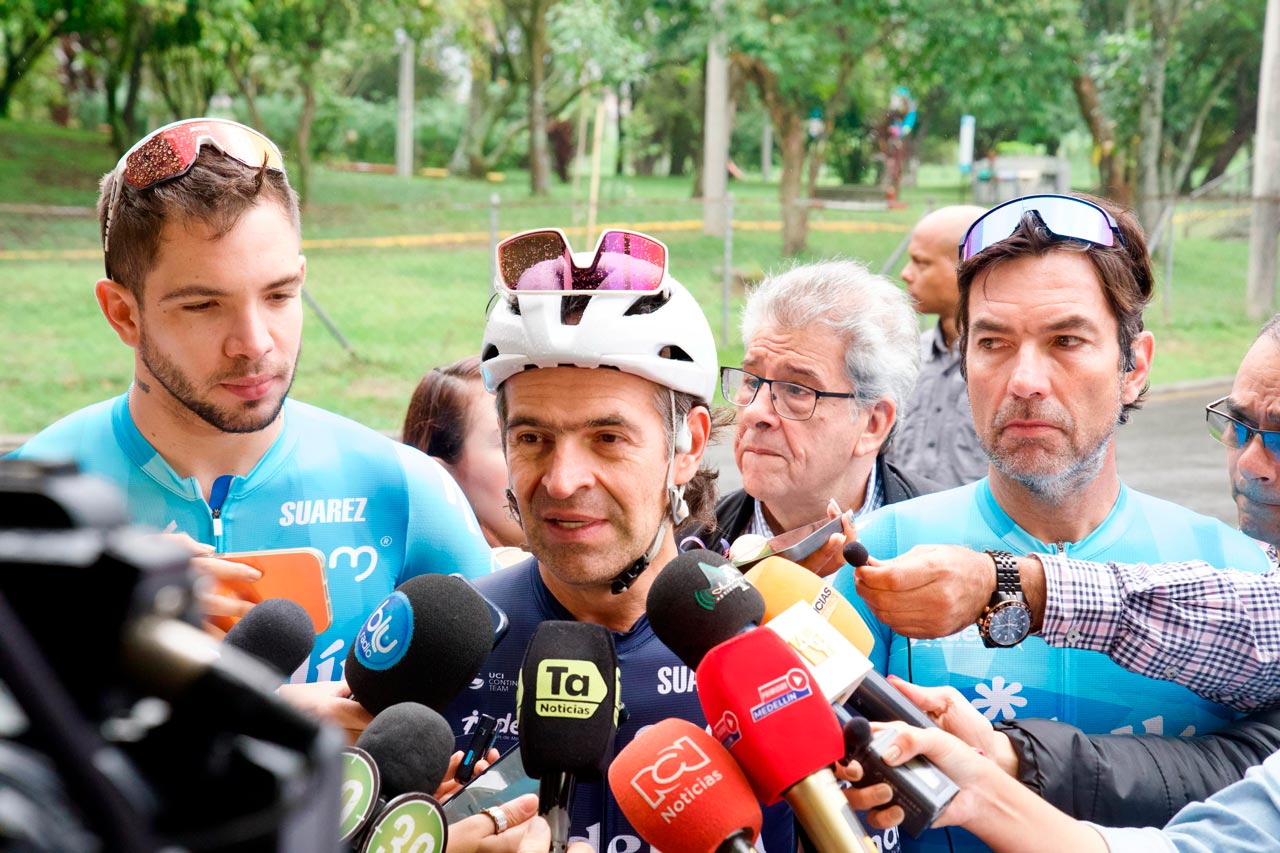 Alcalde de Medellín presentó a Álvaro Hodeg como nuevo refuerzo del Team Medellín EPM Alcalde de Medellín presentó a Álvaro Hodeg como nuevo refuerzo del Team Medellín EPM