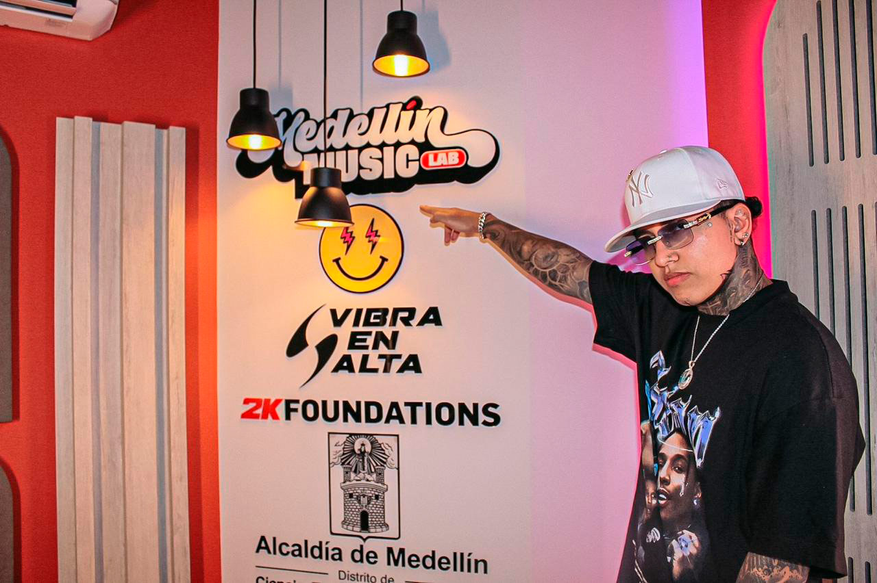 Medellín inauguró el primer estudio musical de carácter público para la comuna 1-Popular