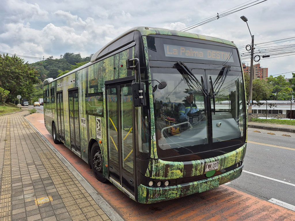 Bus del Metro de la Línea 0
