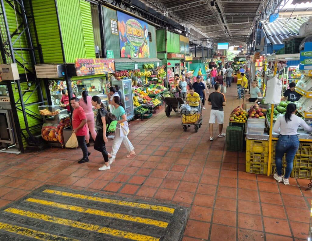 Corredor Plaza Minorista
