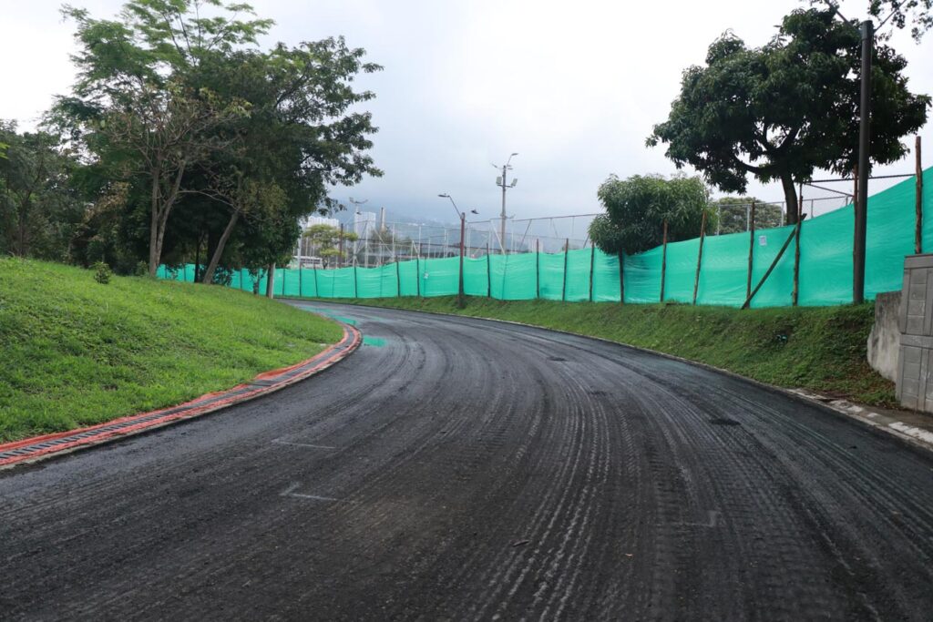 Pista de trote de la unidad deportiva de Belén
