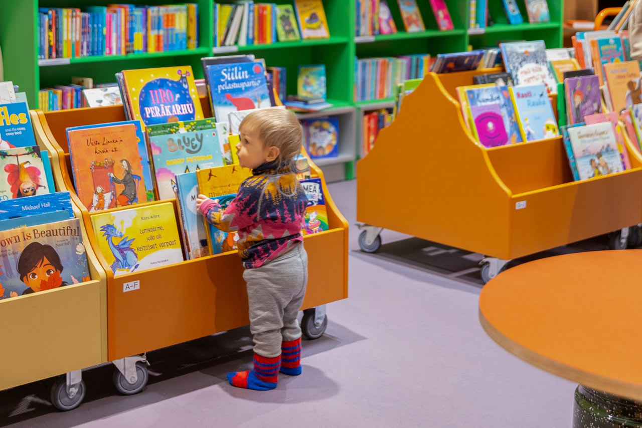 Finlandia y Medellín fortalecen sus lazos para promover la educación, la literatura y la cultura con el primer Festival del Libro Infantil