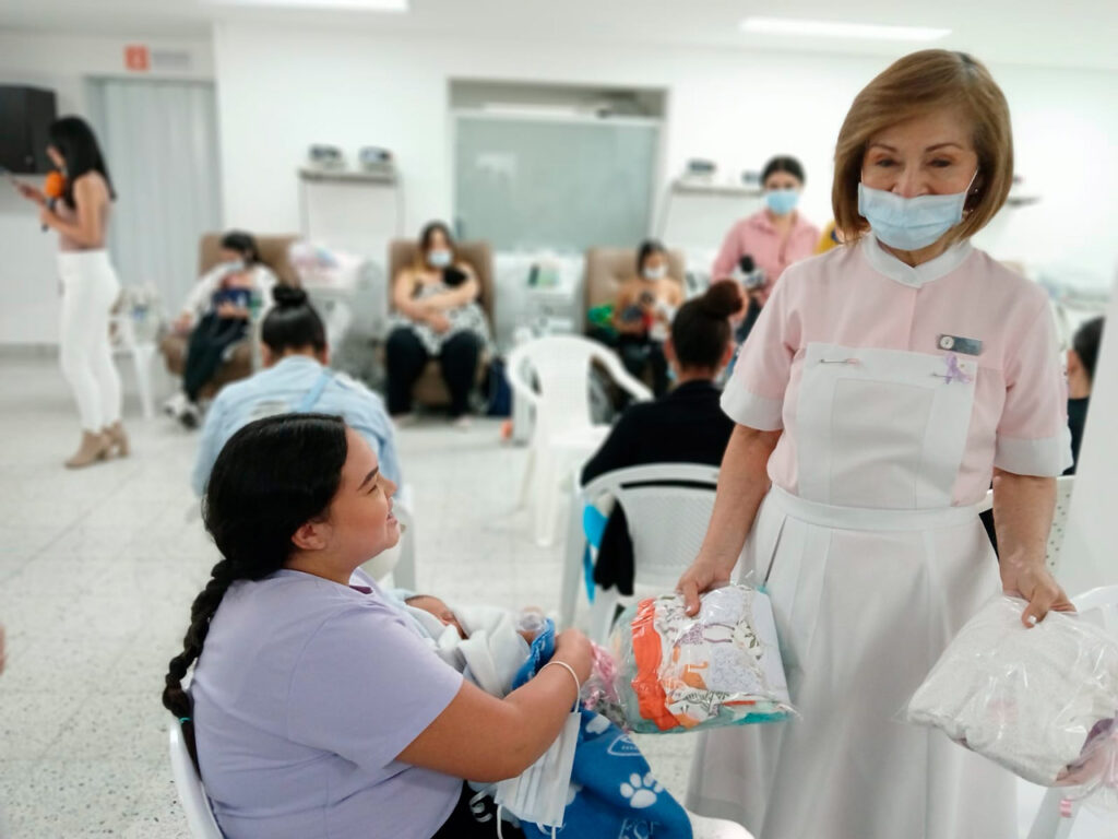 Damas Voluntarias un relato de supervivencia