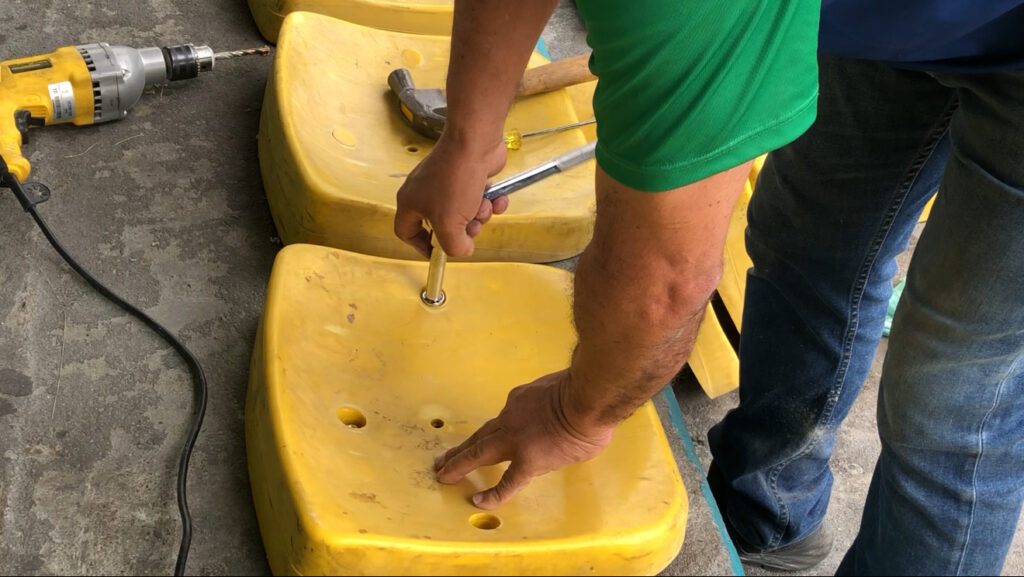 Arreglo sillas cancha mantenimiento 