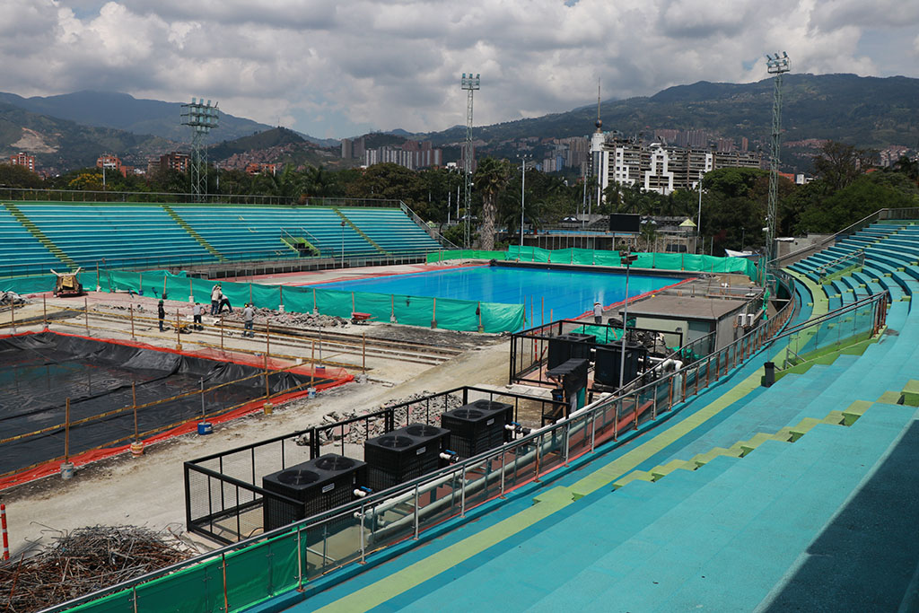 Foto obras complejo acuático 6