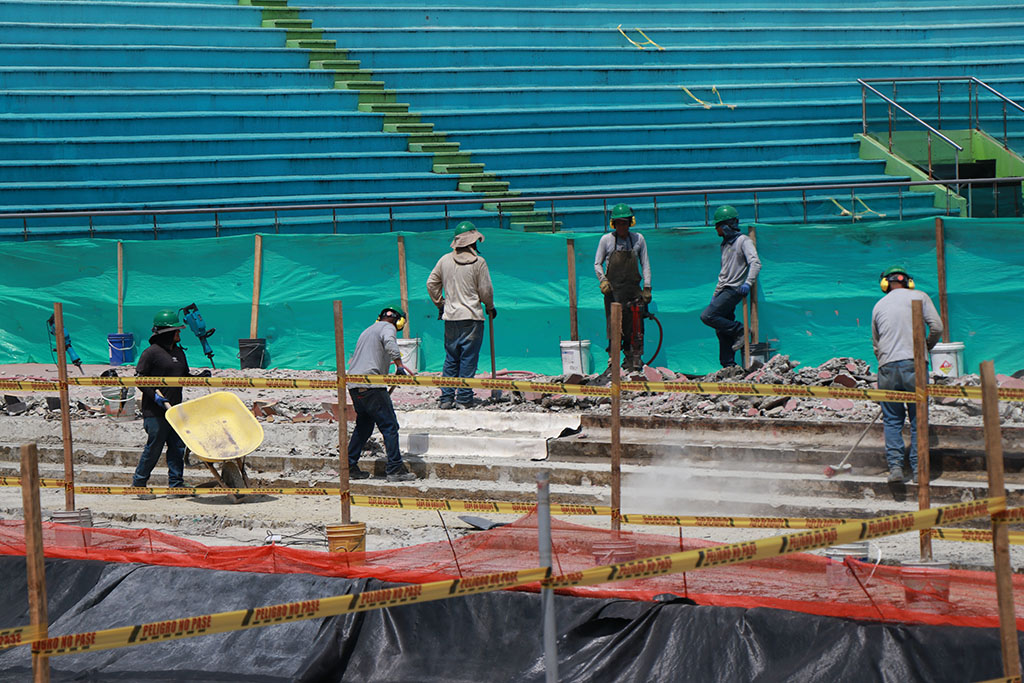 Foto obras complejo acuático Medellín