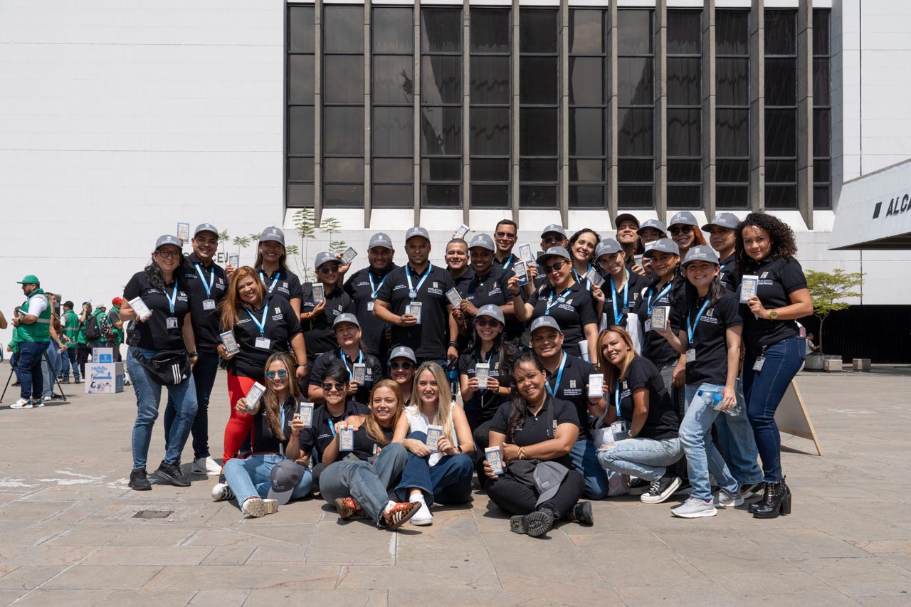 224 agentes territoriales recibieron las Cultas de Reconocimiento Ciudadano de la estrategia “Medellín es como Vos”