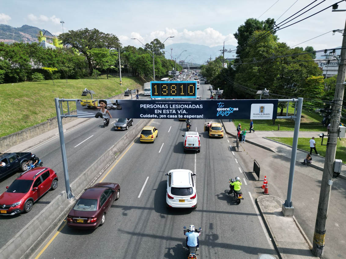 Estos son cuatro de los puntos críticos con alta acumulación de siniestros viales en Medellín que tendrán pasavías preventivos