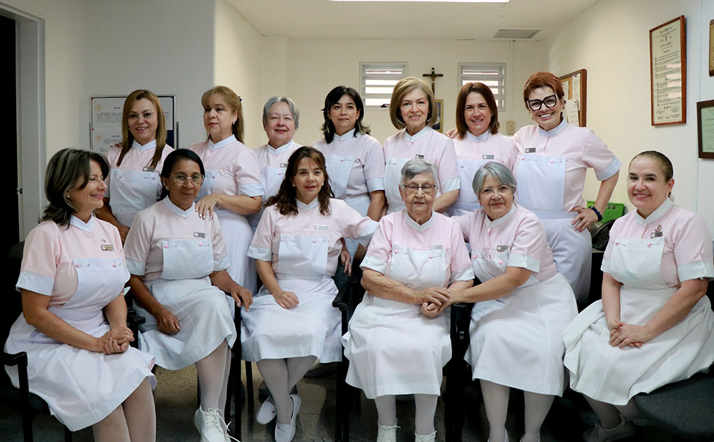 Imagen de Damas Voluntarias con Nelly 2