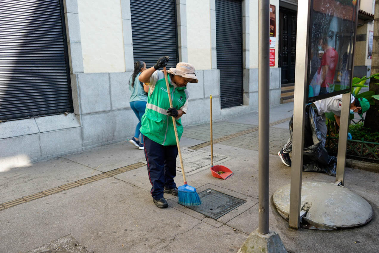 El pasaje Junín y el Parque Bolívar de Medellín quedaron como una tacita de plata El pasaje Junín y el Parque Bolívar de Medellín quedaron como una tacita de plata