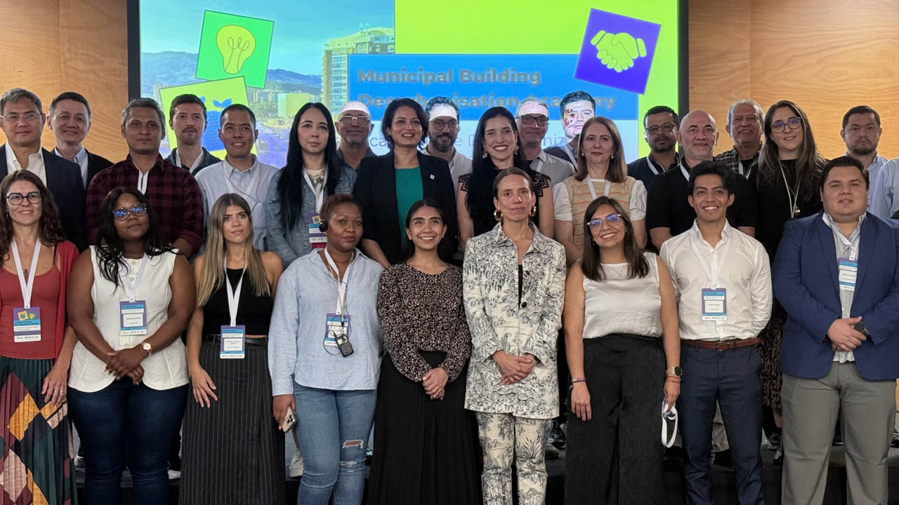 Academia de C40 reúne en Medellín a ciudades que lideran la lucha contra cambio climático