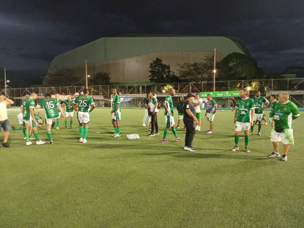 Imagen Foto de un partido catanos