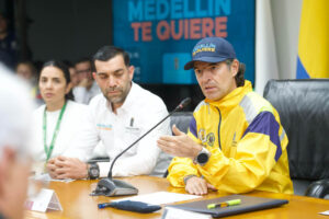 Imagen En reunión con gabinete, el alcalde Federico Gutiérrez declara calamidad pública en Medellín 1