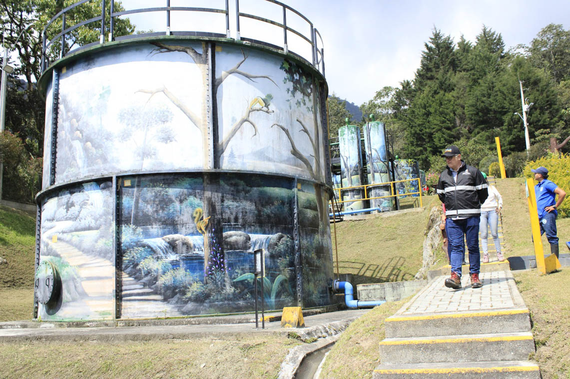 La Alcaldía de Medellín plantea integración de acueductos rurales de Altavista para fortalecer el servicio de agua potable