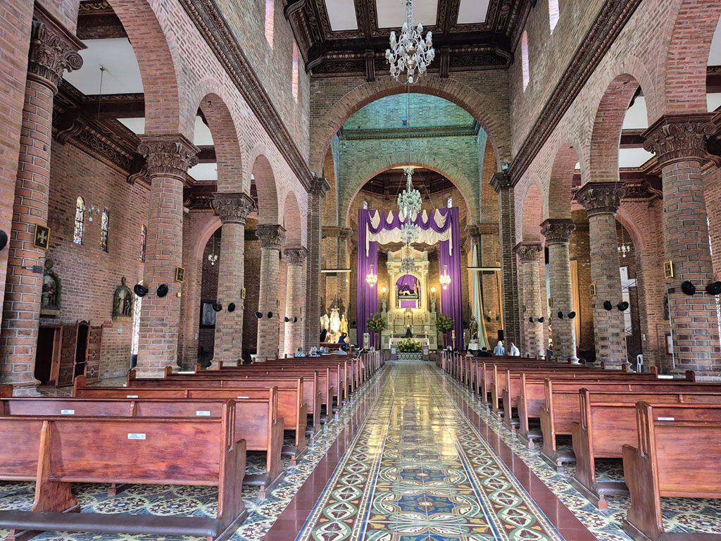 Imagen Parrpquia Calvario atrás