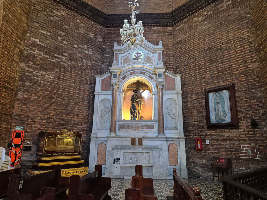 Imagen Parroquia lateral