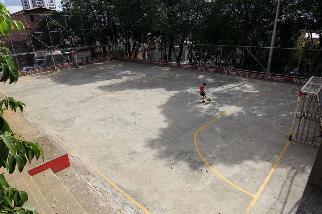 Imagen cancha Calvario antes 1