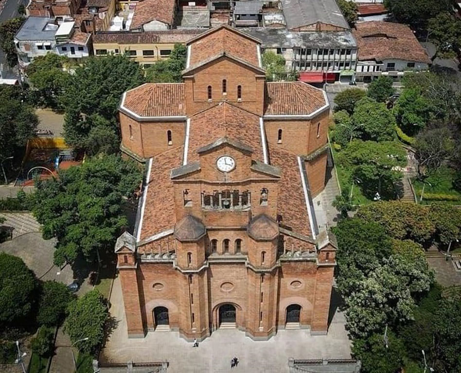 Imagen de la Parroquia tomada por dron