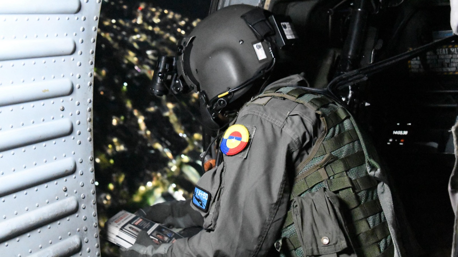 Imagen militar en helicóptero