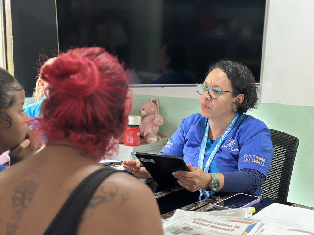 Imagen pacientes siendo atendidos Medellín