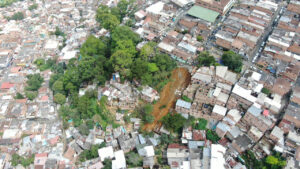 Imagen Panorámica de emergencia en Villatina por lluvias