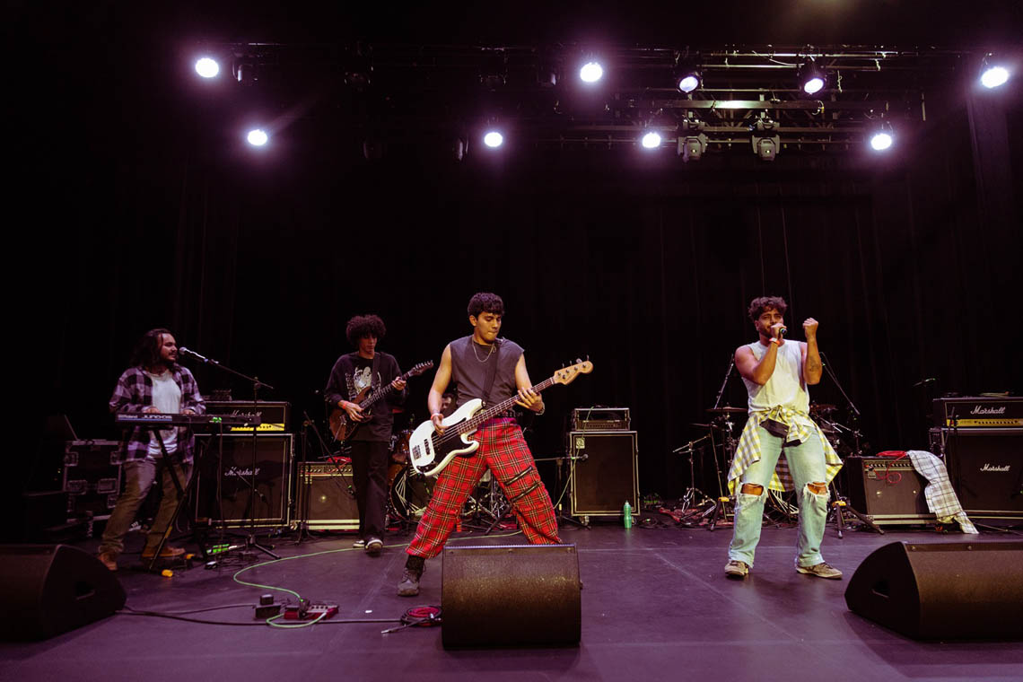 Imagen de banda en concierto de Ciudad Altavoz